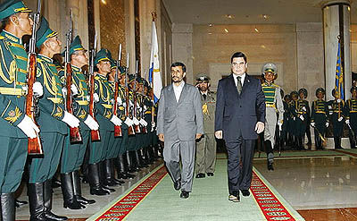 ابراز امیدواری به گسترش روابط تجاری ایران و ترکمنستان