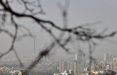 آلودگی هوا، تهران را 2 روز تعطیل کرد
