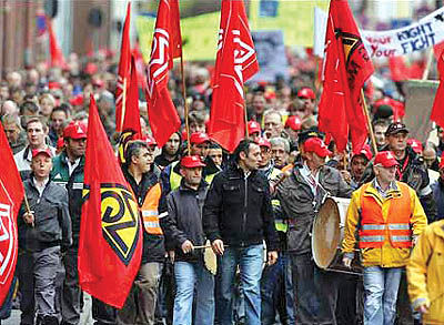 ضرورت استخدام 150 هزار نفر تا سال 2015