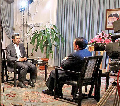 اولین موضعگیری احمدی‌نژاد درباره ماجرای سفارت انگلیس