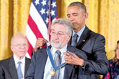 مدال آزادی اوباما برگردن چهره‏های برجسته هالیوود