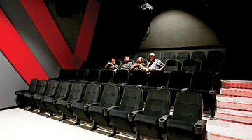 سینمای بی‌تماشاگر ایران