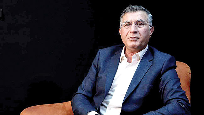 حقوق دلاری، عملکرد ریالی!