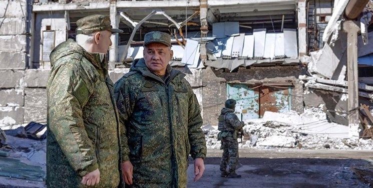 وزیر دفاع روسیه در خط مقدم نبرد با اوکراین حاضر شد
