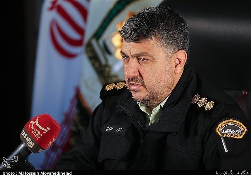 سرقت عجیب خودرو در تهران/ دختر مال‌باخته داخل خودرو بود!