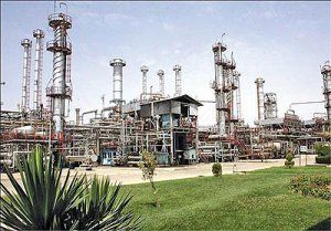 شرکت پالایش نفت اصفهان نشان زرین استقامت گرفت