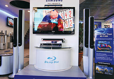 کاهش فروش جهانی تلویزیون‌های LCD برای اولین بار