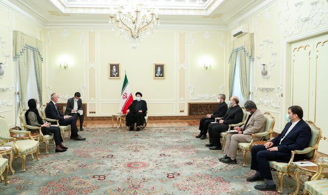 رئیس‌جمهور: تحریم نمی‌تواند مانع توسعه روابط و همکاری‌های ایران با دیگر کشورها شود