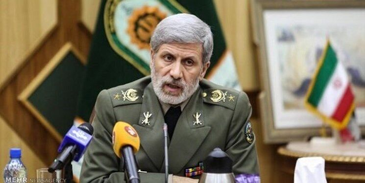 وزیر دفاع: قراردادهایی در حوزه صادرات تسلیحات به دیگر کشورها منعقد شده است
