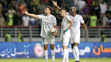 خروج  پرخرج  خارجی‌ها