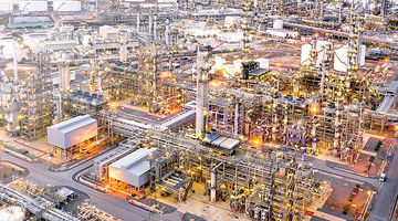 جهان در آستانه ابرشوک انرژی