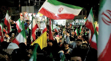 پروژه رادیکال‌ها برای دو قطبی‌سازی