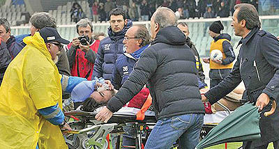 مرگ بازیکن ایتالیایی کالچو را تعطیل کرد