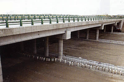 پل بزرگراه آزادگان و آزادراه تهران – کرج