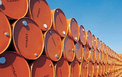 ادامه نگرانی‌ها در مورد بازارهای بین‌المللی و رشد بهای نفت قیمت طلا را بالا برد