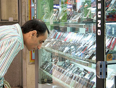 کاهش اجاره بهای مغازه‌های گوشی در تهران