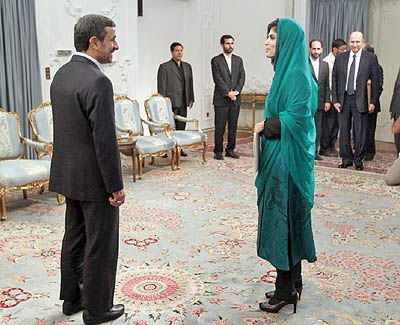 احمدی‌نژاد:‌ آمریکا تلاش می‌کند در ایران آشفتگی ایجاد کند