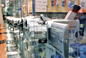 بازار دوربین‌های فیلمبرداری در انتظار رونق