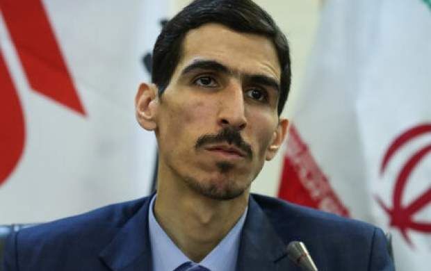 حمله به سلمان رشدی هشدار به قاتلین سردار سلیمانی است