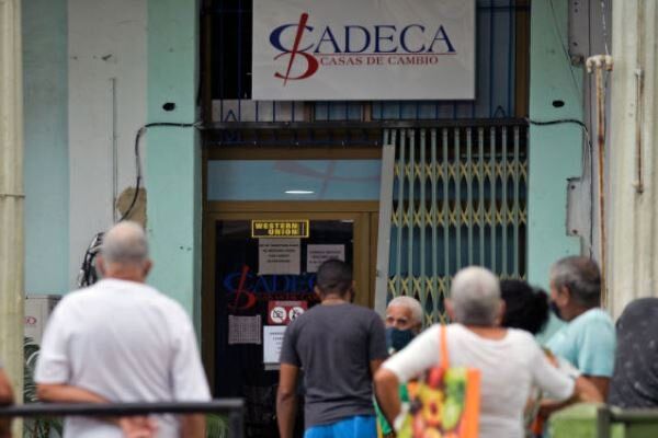 آمریکا یک بانک کوبا را تحریم کرد