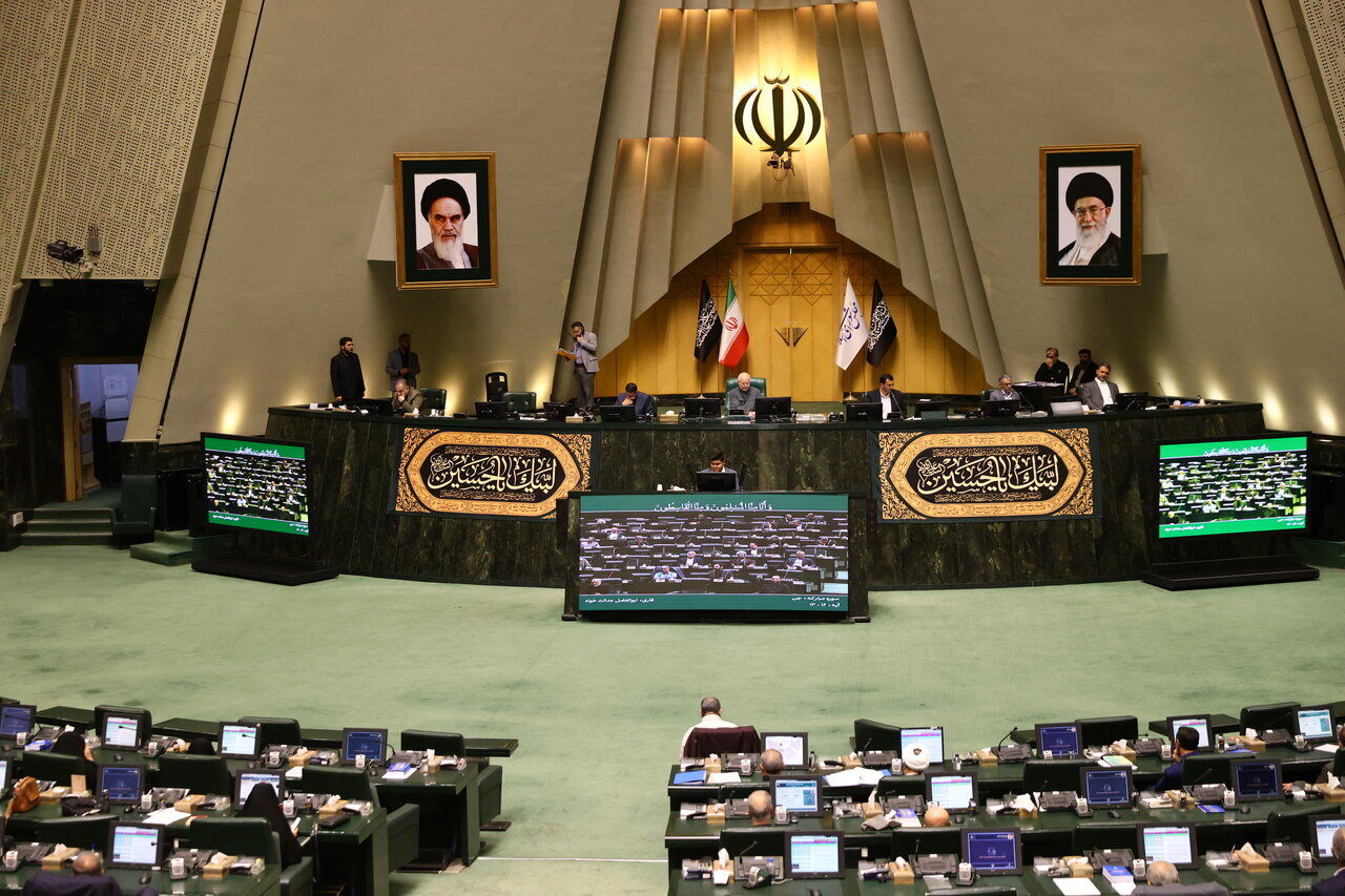 دو نماینده مجلس ایران با هم ازدواج کردند