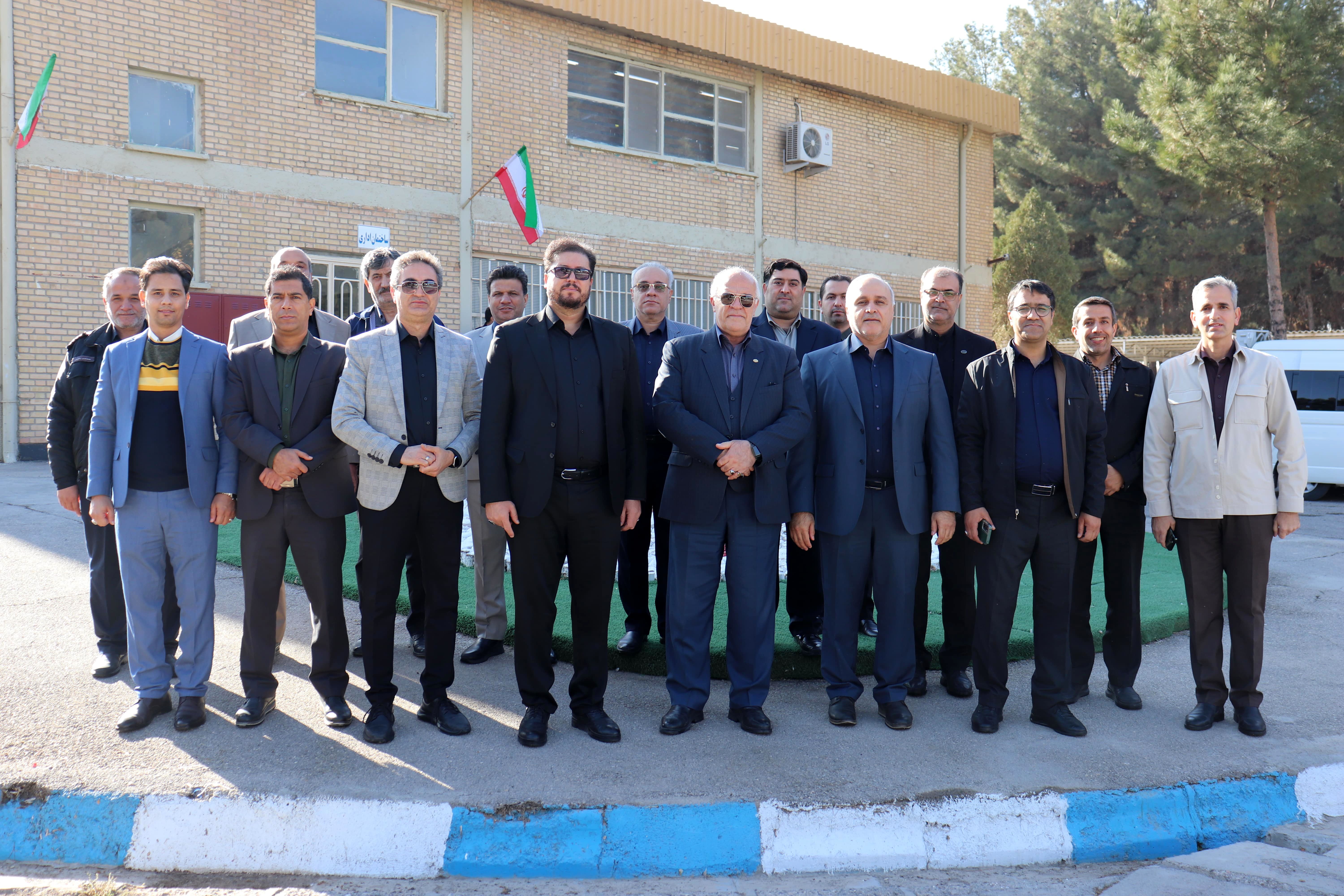 همکاریهای عملیاتی بنیاد مسکن و موسسه صنعتی گوشت مشهد آغاز شد