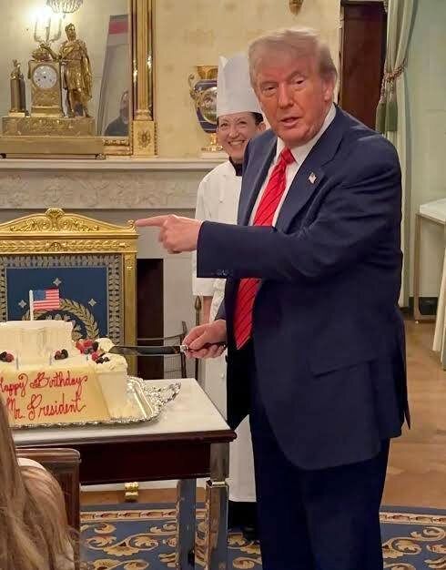 ترامپ این روزها چه غذاهایی می خورد ؟ + تصاویر | همه چیز درباره آشپزخانه اختصاصی کاخ سفید