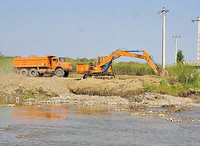 دریا و رودخانه‌های گیلان در معرض تخریب