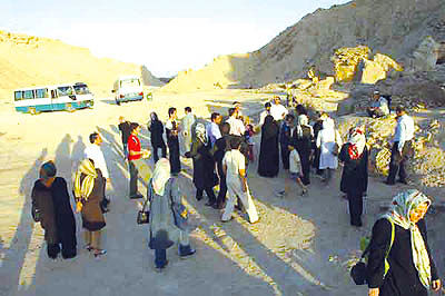سفر کارت در خوزستان اجرا می‌شود