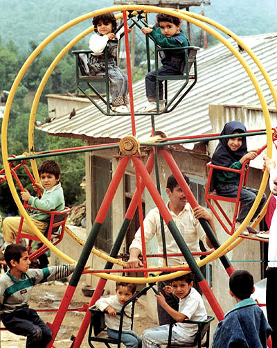 عمو زنجیرباف بازنشسته شد