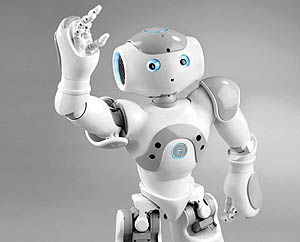 عرضه روبات همه فن حریف  خانوادگی تا 2015