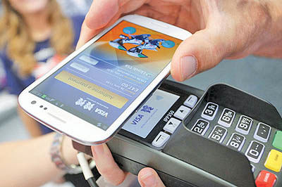 یک‏سوم جوانان با گوشی هوشمند پرداخت‌های مالی را انجام می‏دهند