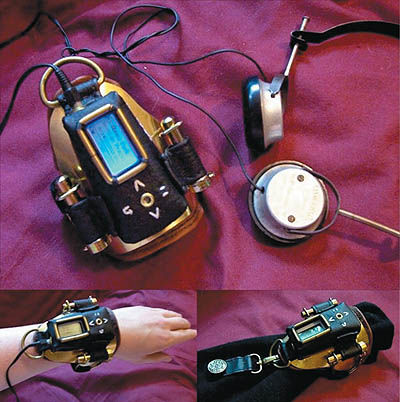 MP3 Player با مچ‌بند چرمی