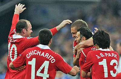 گام بلند منچستریونایتد برای رسیدن به فینال