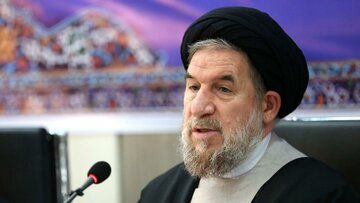 میرتاج‌الدینی: نفوذی ها در لایه‌های مختلف نظام رخنه می کنند / طوری عمل نکنید که میدان برای خائنان باز شود