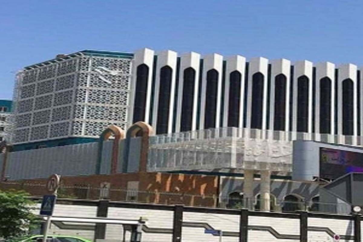 این میدان مهم زیر زمین می رود