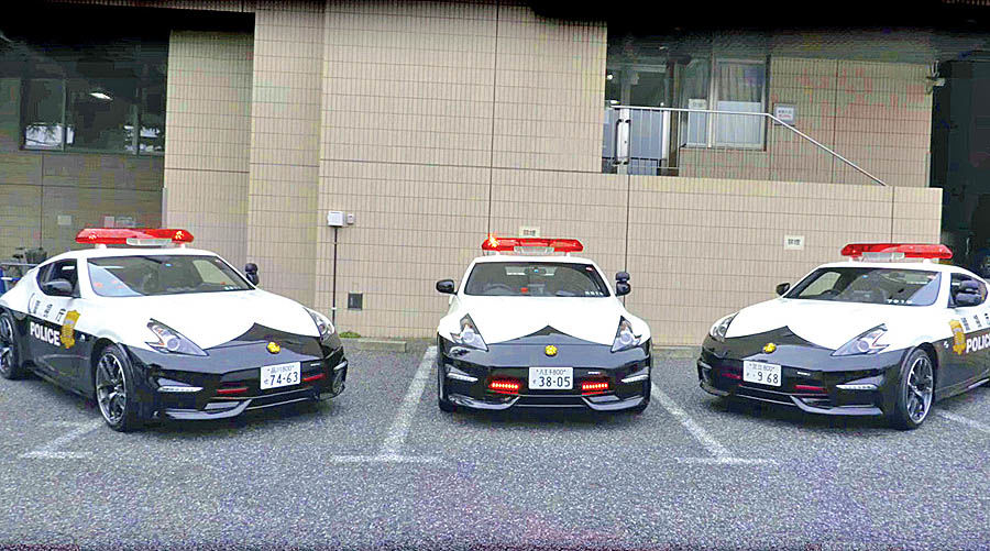 سه افسر نیسان در اداره پلیس ژاپن
