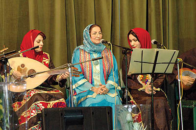 چند گام سکوت روی آسفالت داغ