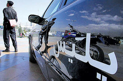 برخورد پلیس اماکن عمومی با تعمیرگاه‌های متخلف گوشی