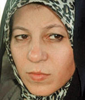 آغاز محاکمه فائزه هاشمی در دادگاه انقلاب