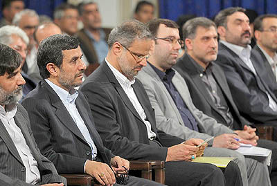 احمدی‌نژاد: امیدوارم با مدیریت جدید تامین اجتماعی به خوبی اداره شود