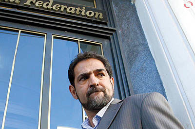 عقب‌نشینی شفیع‌زاده از مواضع خود