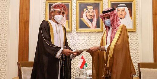 پیام مکتوب سلطان عمان به شاه سعودی 