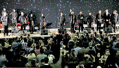 استقبال خرم‌آبادی‌ها از کنسرت همایون شجریان
