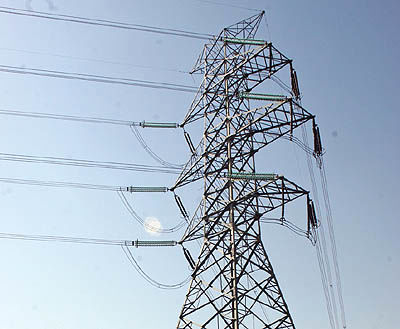 بورس برق معطل تعیین تکلیف یارانه‌های انرژی است