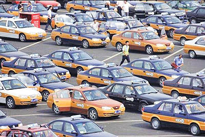 تاکسی‌های چین الکتریکی می‌شوند