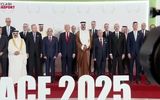 عکس یادگاری ترامپ با سران و مقامات در اجلاس شرم‌الشیخ+ فیلم