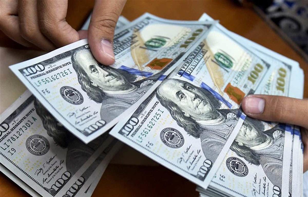 نرخ ارز، قانون و اعتماد عمومی