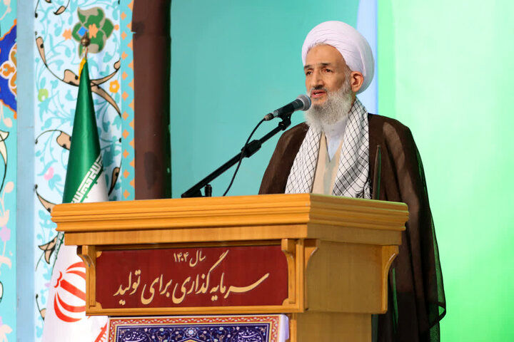 واکنش امام جمعه ساری به تغییر نام وزارت دفاع آمریکا به وزارت جنگ/ سیاست‌های آمریکا جنگ طلبانه و مضر صلح جهانی است