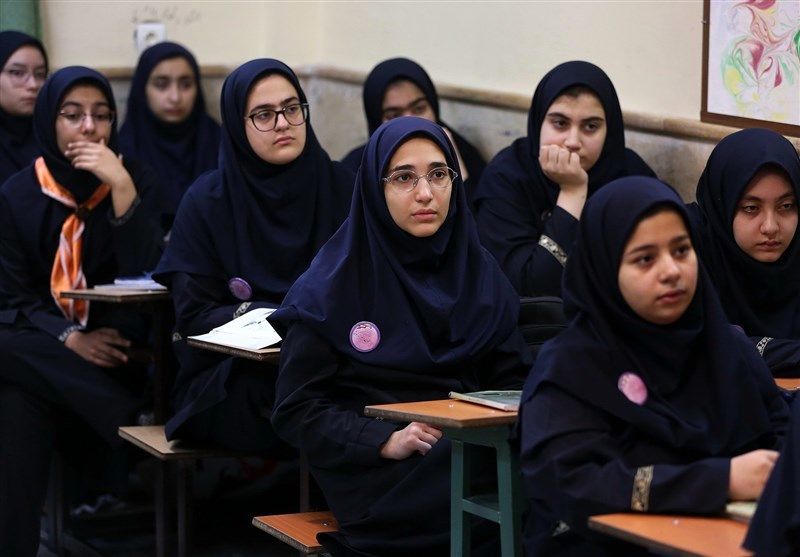 شرط حجاب نداشتن دختران در مدرسه / محرم‌سازی چه تغییری در مدارس می دهد؟